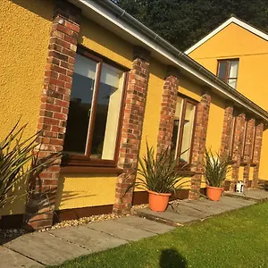 https://one-slade-gardens.cardiffhotelswales.com
